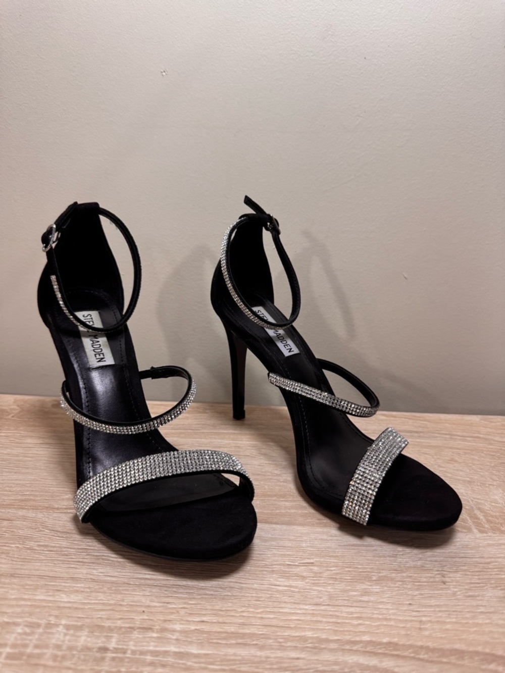 Steve Madden Black Strappy Stiletto Sandals with Rhinestones, Ankle Strap, 8 - Picture 2 of 8